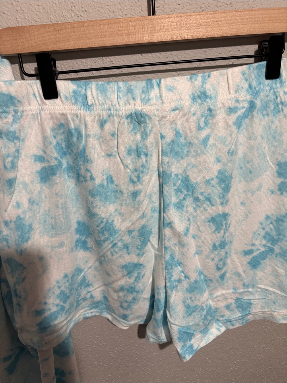 KIKIT - NWT - Women's Blue Tie-Dye Long Sleeve Top & Shorts Pajama Set (size XL) - Picture 11 of 12